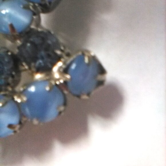 Vintage Blue Moonglow Silver-Tone Brooch - Picture 4 of 6
